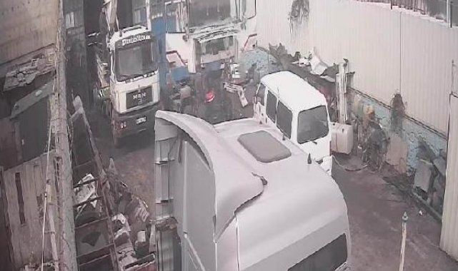 Yurt dışından getirilen hurdalık TIR'ları parçalayıp, satmaya çalışmışlar
