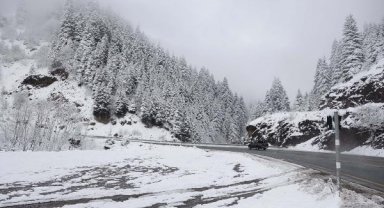 Zigana Dağı'nda kar güzelliği
