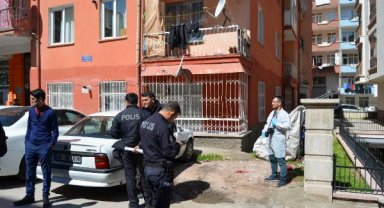 1 çocuk annesi, evinde ölü bulundu