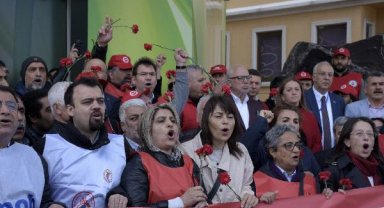 1 Mayıs 1977'de hayatını kaybedenler Kazancı Yokuşu'nda anıldı