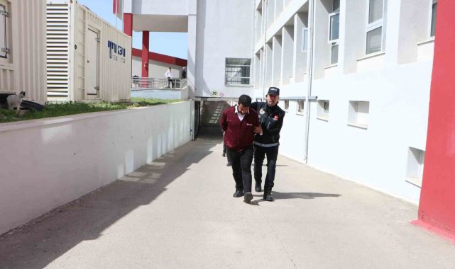 100 kilo uyuşturucu otobüsün zulasından çıktı