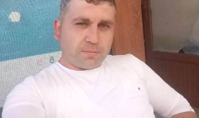 2 oğlu ve arkadaşıyla birlikte, eşinin sevgilisi olduğu iddia edilen kişiyi öldürdü