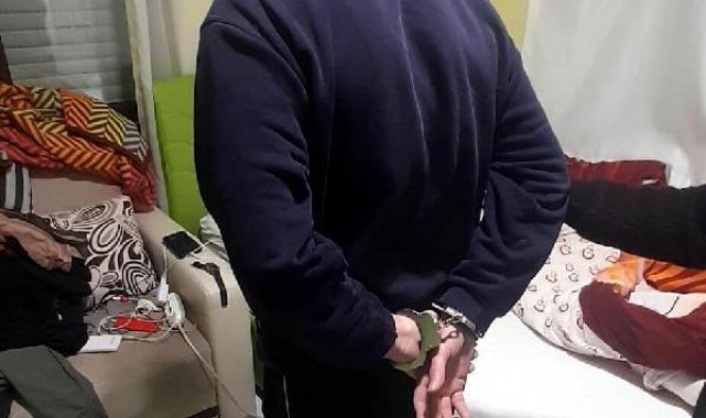 'MİT görevlisiyiz' diyerek 15 milyon lira dolandıran 5 kişiye gözaltı