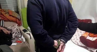 'MİT görevlisiyiz' diyerek 15 milyon lira dolandıran 5 kişiye gözaltı