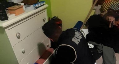 'MİT görevlisiyiz' diyerek dolandıran şebekenin lideri lüks yaşam sürmüş