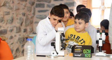 600 yıllık medresede geleceğin bilim insanları yetiştiriliyor