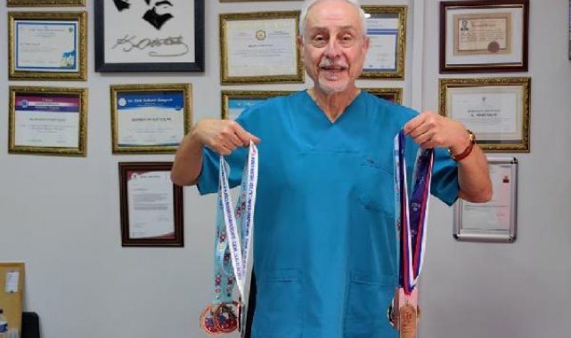 77 yaşındaki doktorun atletizmdeki 75'inci madalyası dünya ikinciliği oldu
