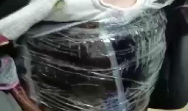 85 yaşında, beline sardığı afyon sakızı ile yakalandı