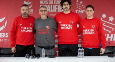 A Milli Hentbol Takımı Başantrenörü Halay: Yarınki maçtan galibiyet ile ayrılmak en büyük hedefimiz