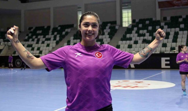 A Milli Kadın Hentbol Takımı, Dünya Şampiyonası'nın biletini Giresun'da almak istiyor