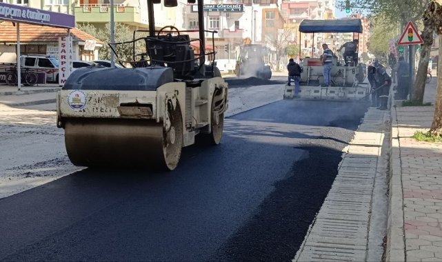 Adana Kozan'da asfalt seferberliği