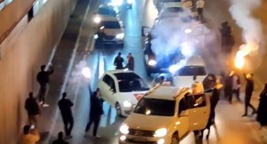 Adana'da tehlikeli asker uğurlaması