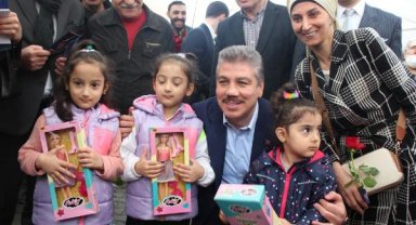 AK Parti İstanbul 3'üncü Bölge Milletvekili Adayı Cüneyt Yüksel Güngören'deydi