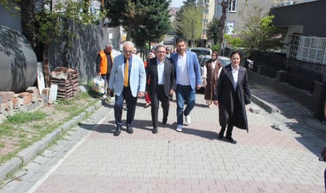 AK Parti, İstanbul'da hane ziyaretlerine devam ediyor
