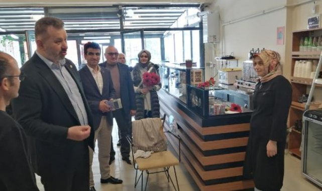 AK Parti Milletvekili adayı Turan'dan Pendik'te esnaf ziyareti