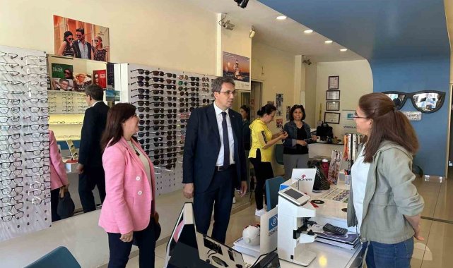 AK Parti'li Ökten, İncirliova'da seçim çalışmalarına katıldı