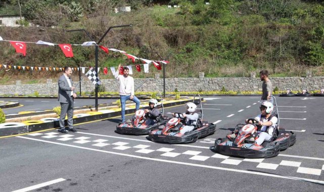 Akçaabat'ta Go-Kart turnuvası nefesleri kesti