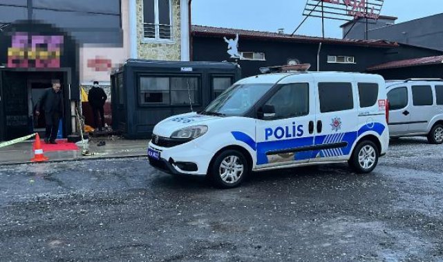 Alkollü eğlence mekanında husumetliler arasında silahlı kavga: 1 ölü, 4 yaralı