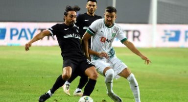 Altay'da kaptan kulübede