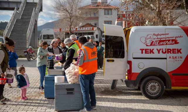 Altınordu Belediyesi, Ramazan ayında günlük 30 bin iftar yemeği ikram etti