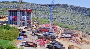 Altınözü'ndeki 364 deprem konutunun inşası eylülde tamamlanacak