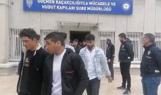 Ankara, Kocaeli ve Çankırı'da, 100 kaçak göçmen ve 3 aracı yakalandı