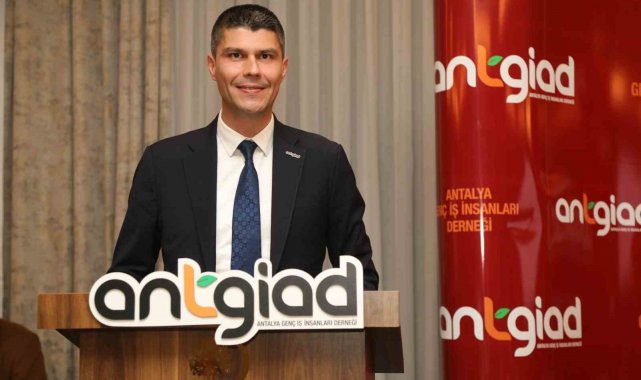 ANTGİAD Başkanı Sert: "Parti odaklı değil, Antalya odaklı siyaset yapacak vekiller istiyoruz"