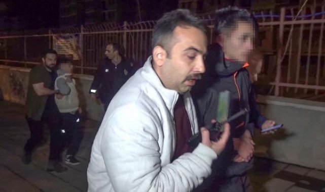Araçtaki çocuklar, polisin 'dur' ihtarına uymayıp ortalığı birbirine kattı