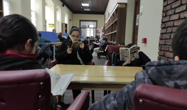 Ardahan'da Kütüphane Haftasında okuma etkinliği düzenlendi