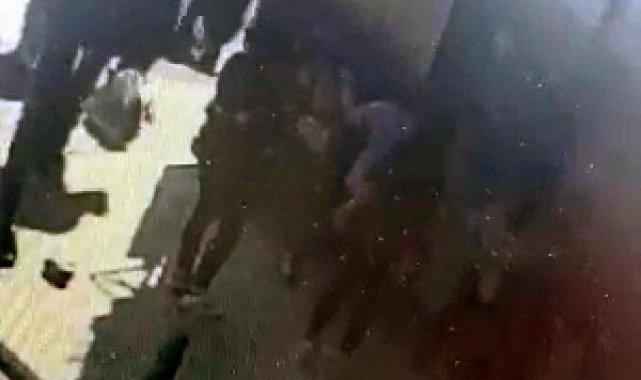 Arkadaşının fotoğrafını 'Seviyorum' diye paylaşan 12 yaşındaki çocuk darbedildi