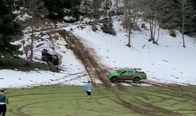 Artvin'de off-road yapan aracın kaza anı kamerada