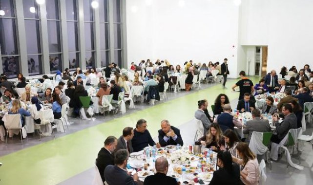 Atlas Üniversitesi aile iftarı düzenledi