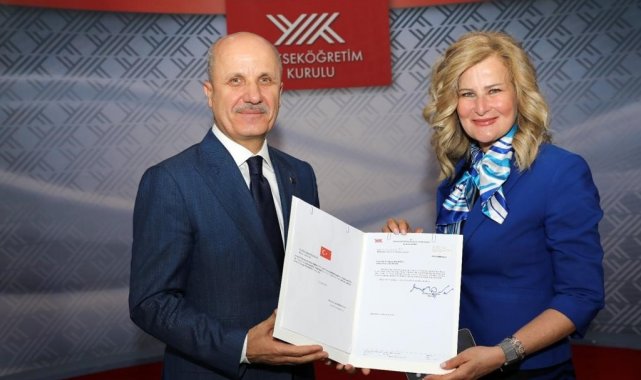 Avrasya Üniversitesi Rektörü Prof.Dr. Füsun Terzioğlu mazbatasını aldı