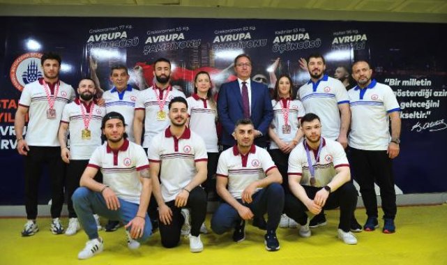 Avrupa'da büyük başarı elde eden milli sporcular, basın mensuplarıyla buluştu