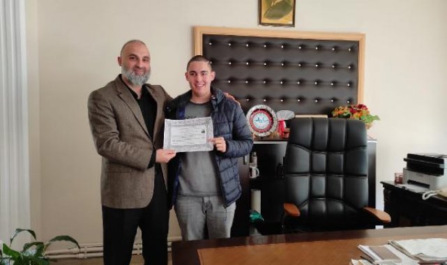 Avusturyalı genç, ziyarete geldiği Edirne'de Müslümanlığı seçti