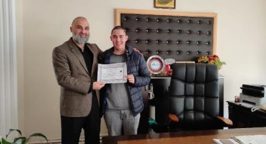 Avusturyalı genç, ziyarete geldiği Edirne'de Müslümanlığı seçti