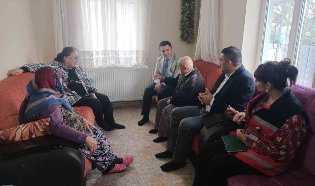 Aydın Aile ve Sosyal Hizmetler İl Müdürü Turan Efeler'de vatandaşlarla buluştu