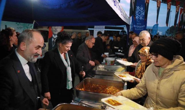 Aydın Büyükşehir Belediyesi iftar programlarını sürdürüyor