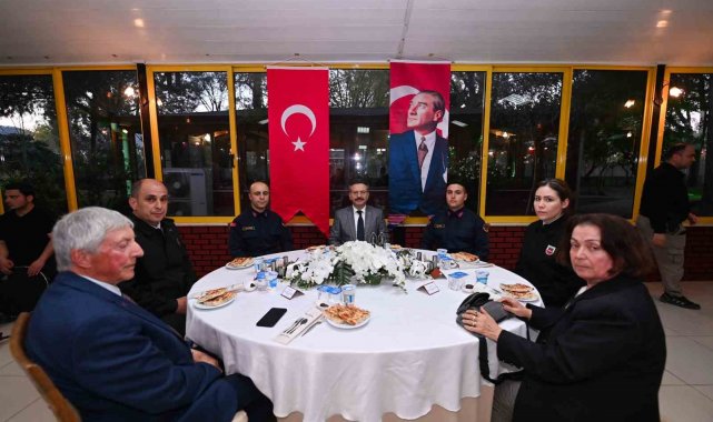 Aydın Valisi Aksoy, jandarma personeli ile iftarda buluştu