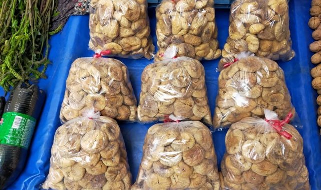 Aydınlıların sağlık deposu incir, pazarların vazgeçilmezi oldu