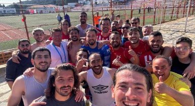 Ayvalıkgücü Play-Off'ta