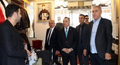 Azerbaycan heyeti, Van'da Zeve Şehitliği'ni ziyaret etti