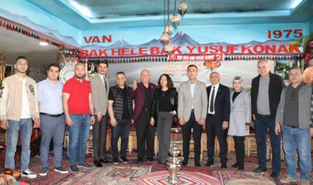 Azerbaycan heyetine, Van kahvaltısı ikram edildi