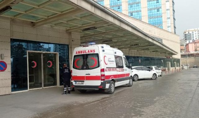 Bahçede çalışan İskender, ayağını çapa makinesine kaptırıp ağır yaralandı
