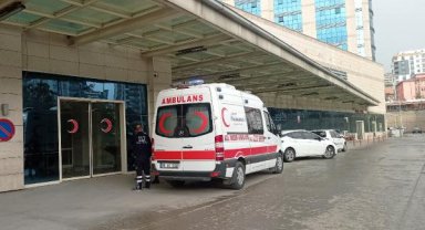 Bahçede çalışan İskender, ayağını çapa makinesine kaptırıp ağır yaralandı