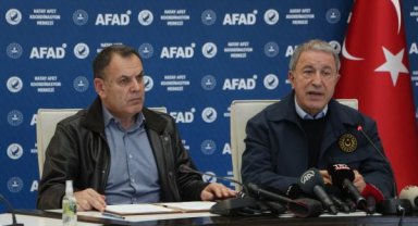 Bakan Akar, Hatay'da Yunanistan Savunma Bakanı ile bir araya geldi