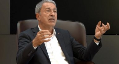 Bakan Akar: Mehmetçik, teröristlerin sözde kalesi Çemçö Mağarası'na girdi