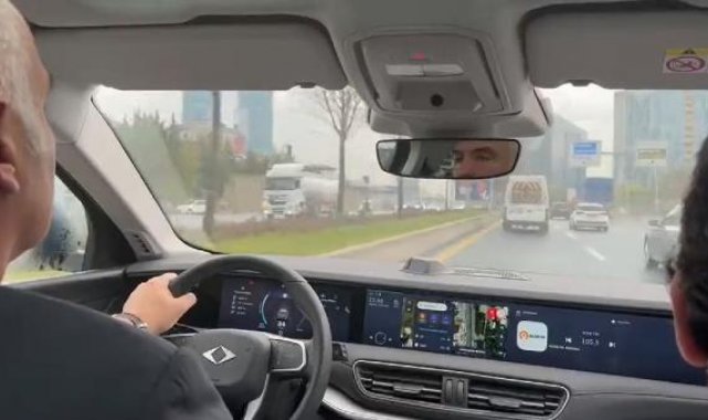 Bakan Ersoy, makam aracı olarak Togg'u kullanmaya başladı