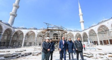 Bakan Ersoy: Sultanahmet Camii'ni bayram namazında yeniden ibadete açacağız