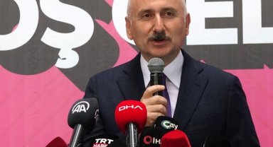 Bakan Karaismailoğlu: Türkiye, hızla gelişip, büyüyor
